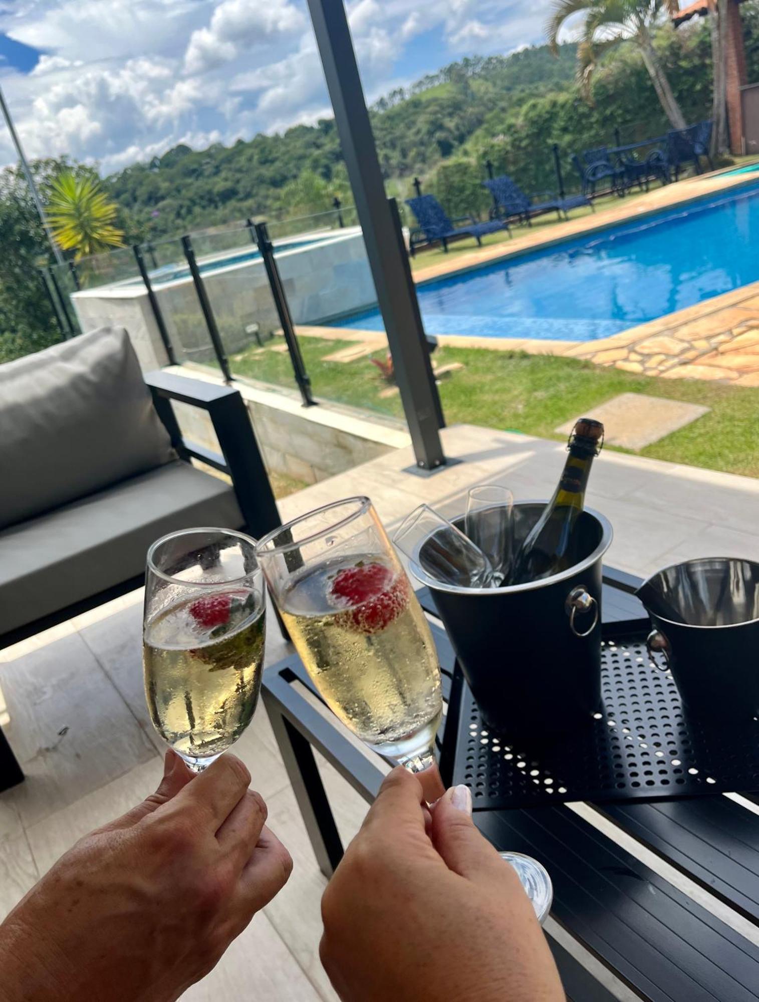 Chacara Tha&Thi Cond Fechado Wi Fi Spa E Pisc Aquececimento Solar Бон-Жезус-дус-Пердойнс Экстерьер фото